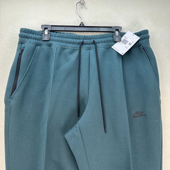 NIKE WOMEN'S PLUS 1X TECH FLEECE MID RISE WIDE LEG JOGGER BLUE FB0332-328 - Picture 2 of 6